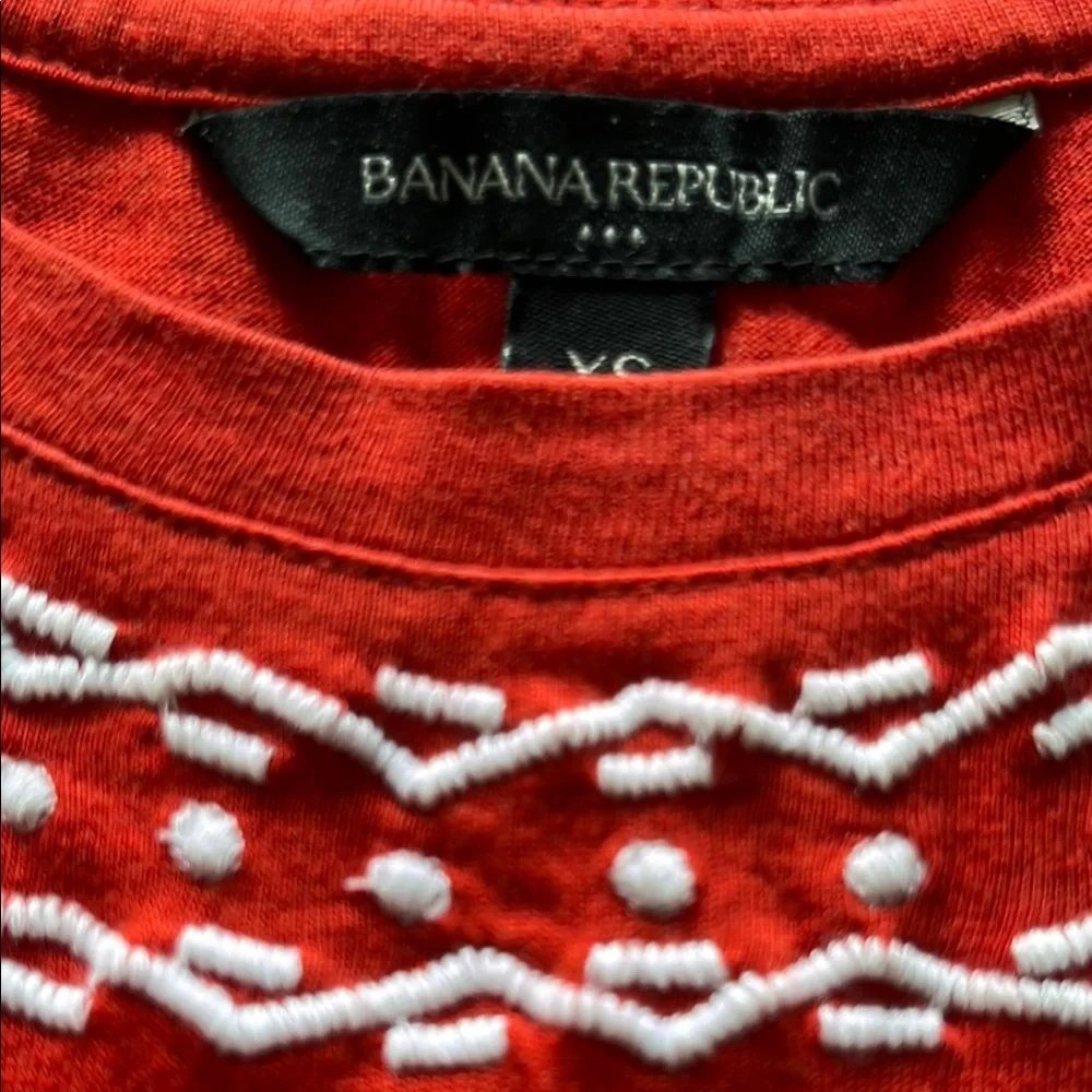 Banana Republic Red Tank Top with White Embroidery Size XS - Picture 3 of 6